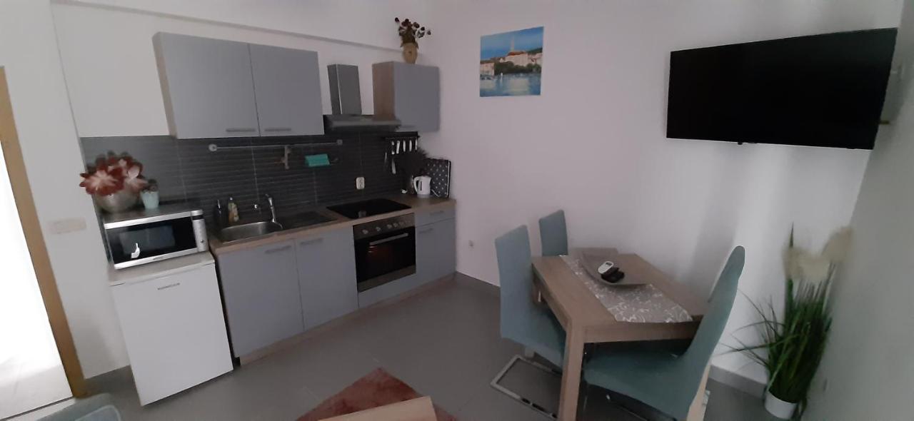 Apartment Narda Baska Voda Luaran gambar