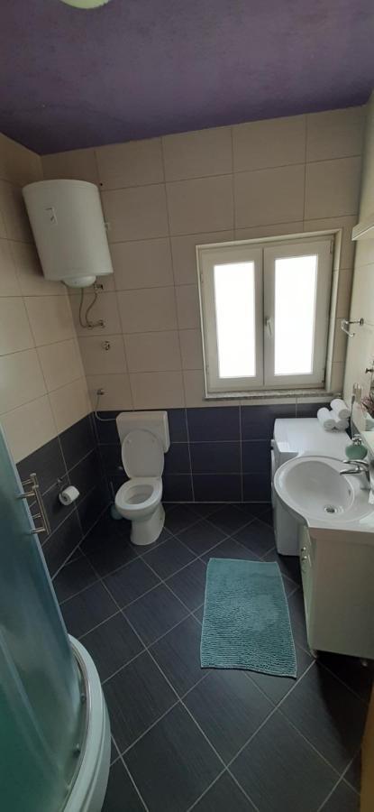 Apartment Narda Baska Voda Luaran gambar
