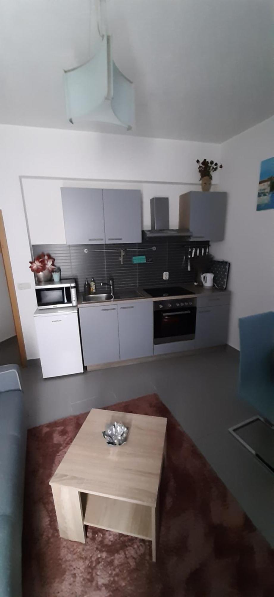 Apartment Narda Baska Voda Bilik gambar