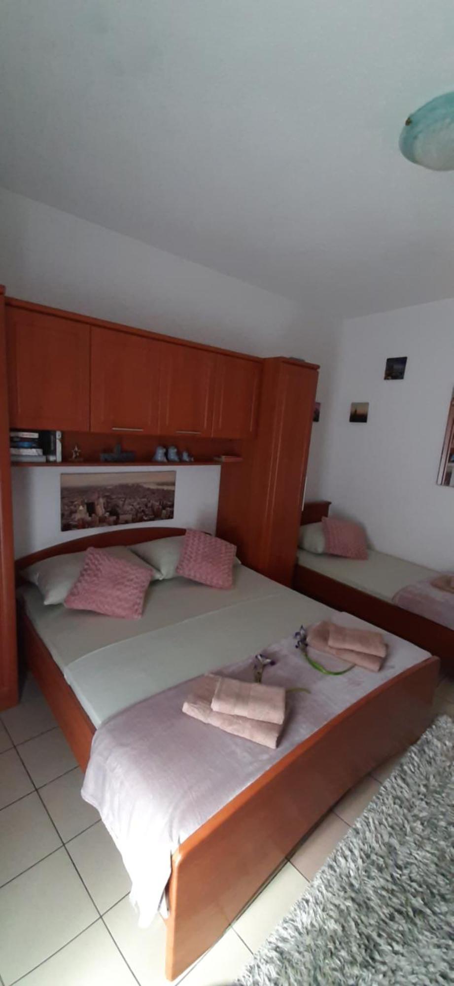 Apartment Narda Baska Voda Bilik gambar