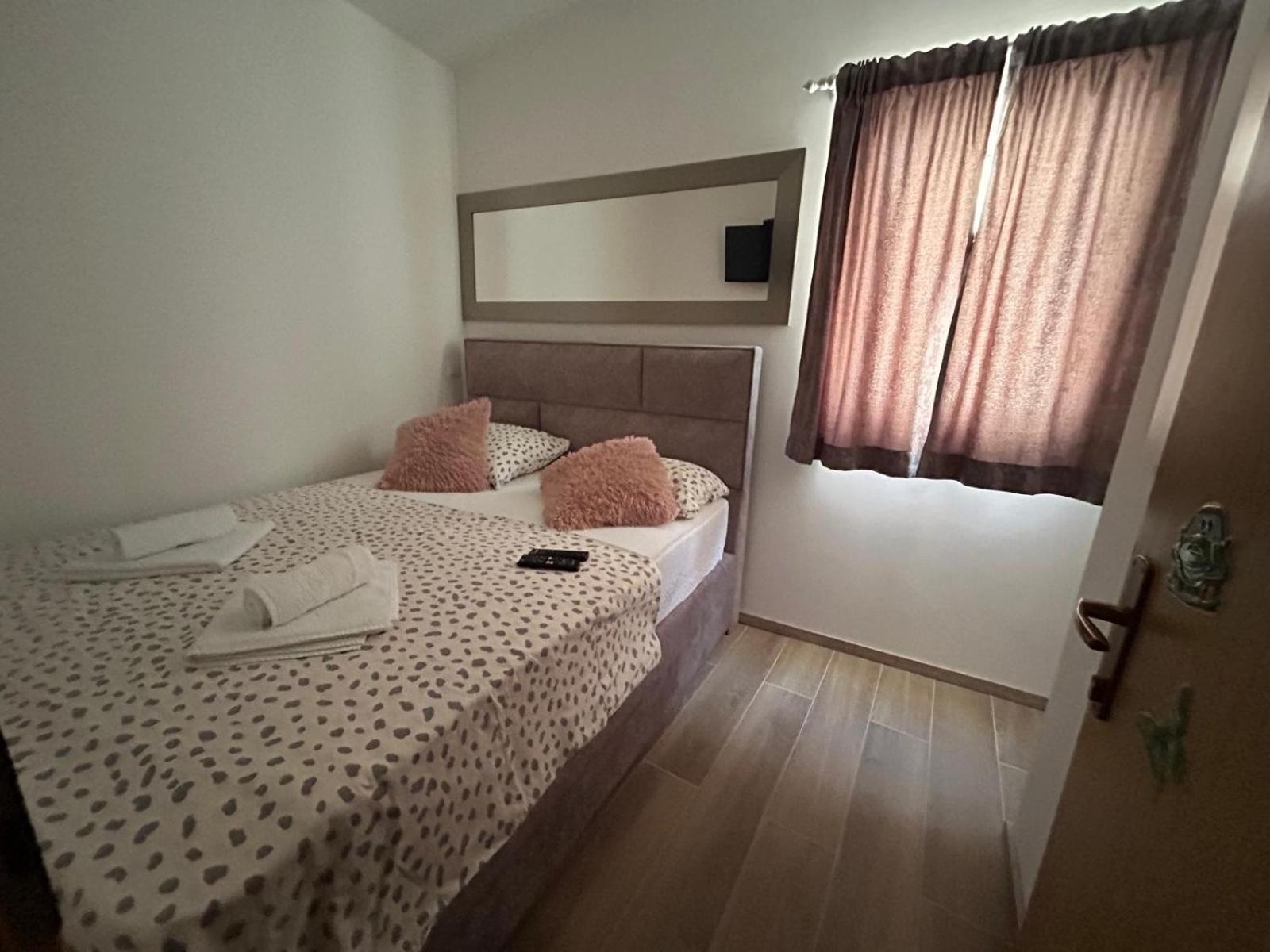 Apartment Narda Baska Voda Luaran gambar