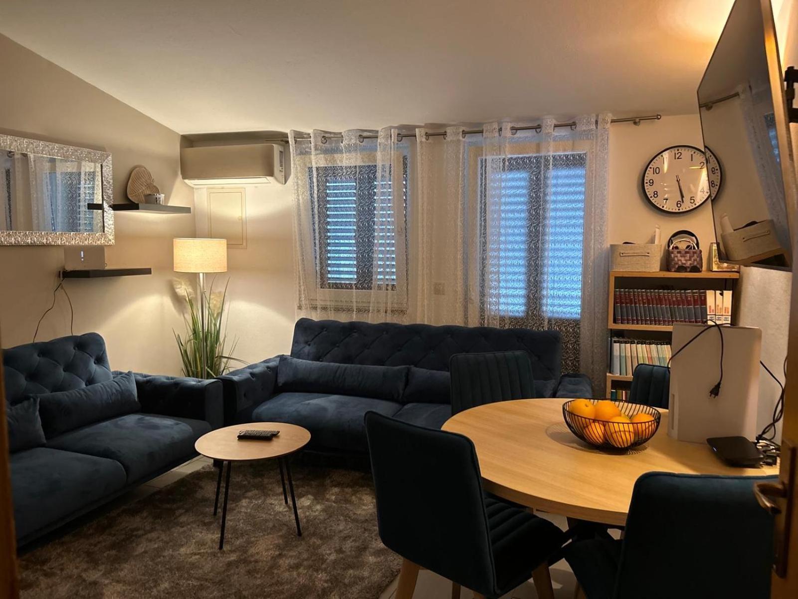 Apartment Narda Baska Voda Luaran gambar